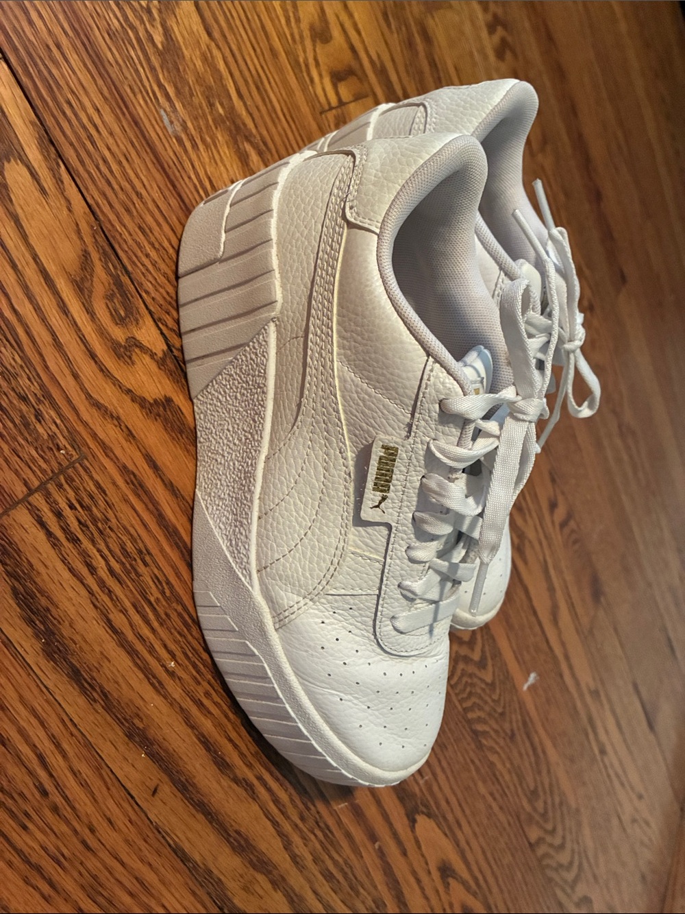 Puma White Platform Casual Sneakers with Gold Logo. Genuine leather.